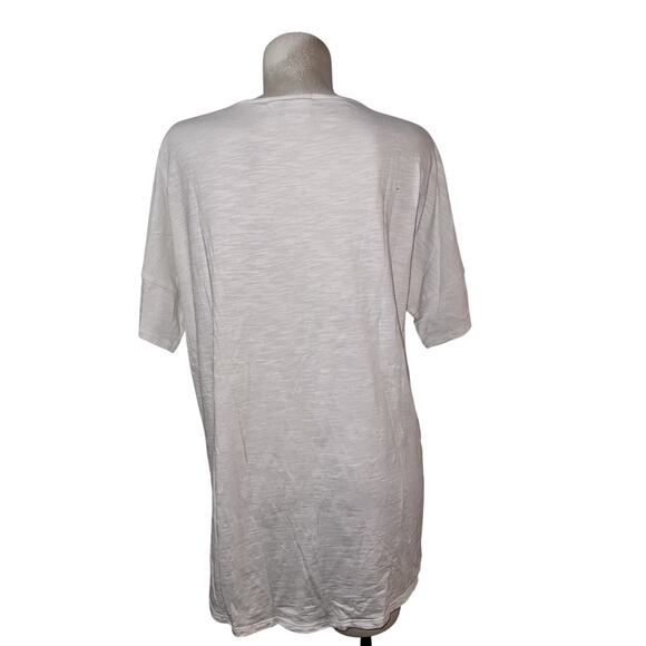 Chico's Top Size L (2) White Studded Shoulder Coastal Longer Length Shirt Tunic - Picture 5 of 6